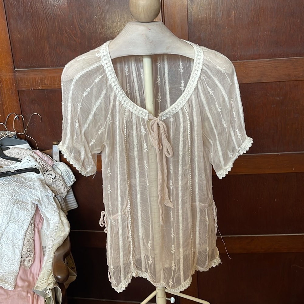 Gaby & Eden sheer embroidery shirt